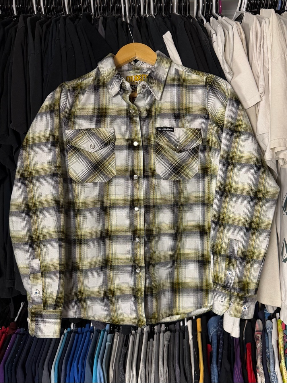 DIXXON Flannel Co Sublime Shirt Womens Small Plaid Pearl Snap Longsleeve Music